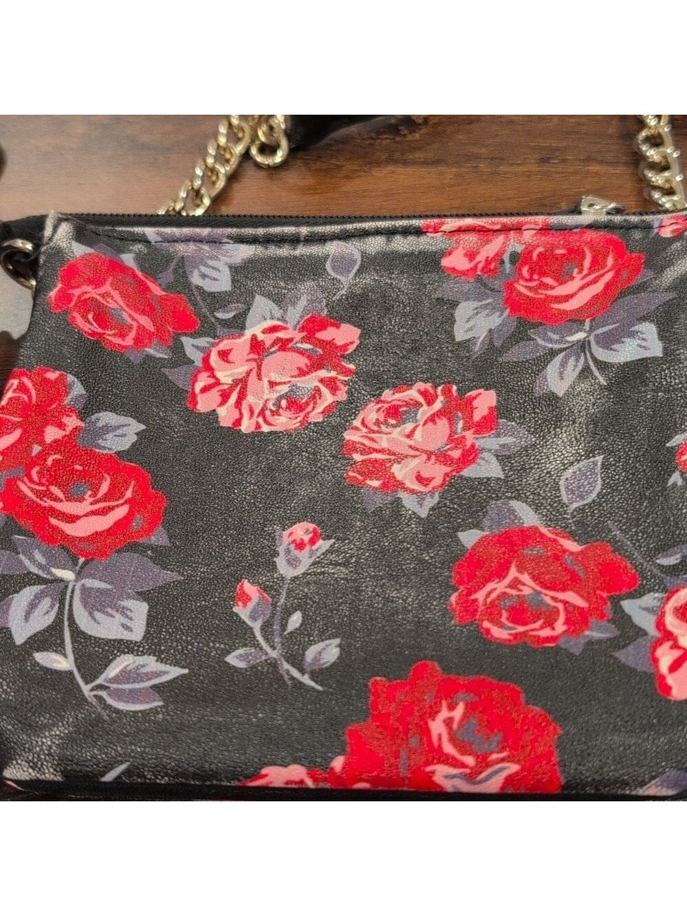 Luv Betsy By Betsy Johnson Crossbody Bag,Purse, Small 7"By 6.5" ,21" Handle Drop - Picture 3 of 9